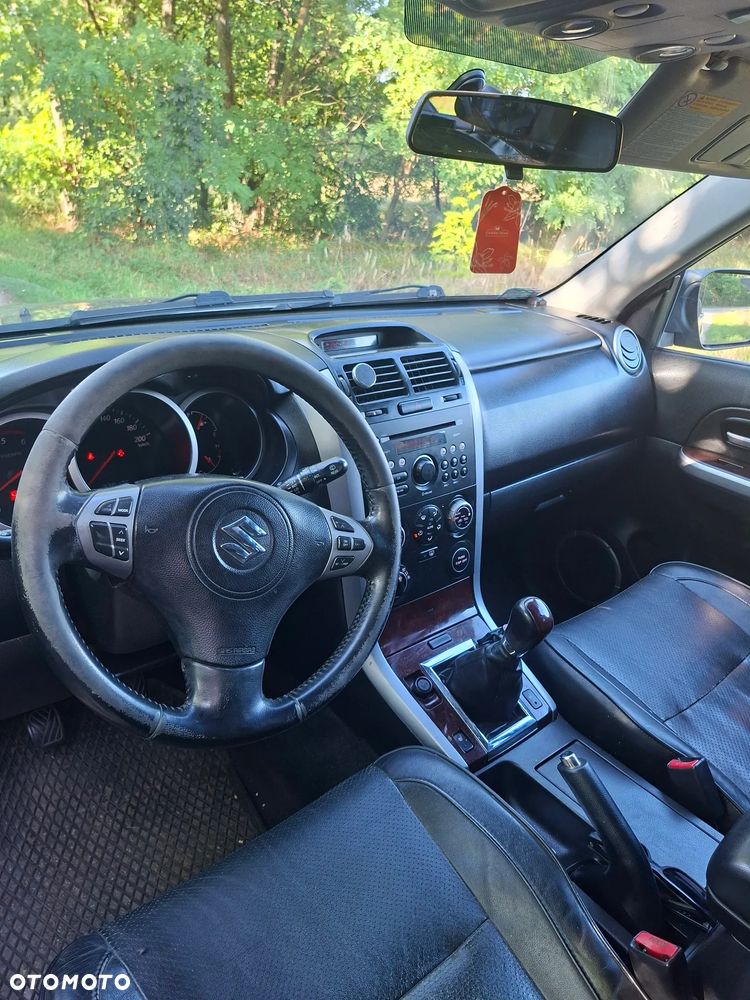 Suzuki Grand Vitara 1.9 DDiS Comfort - 13