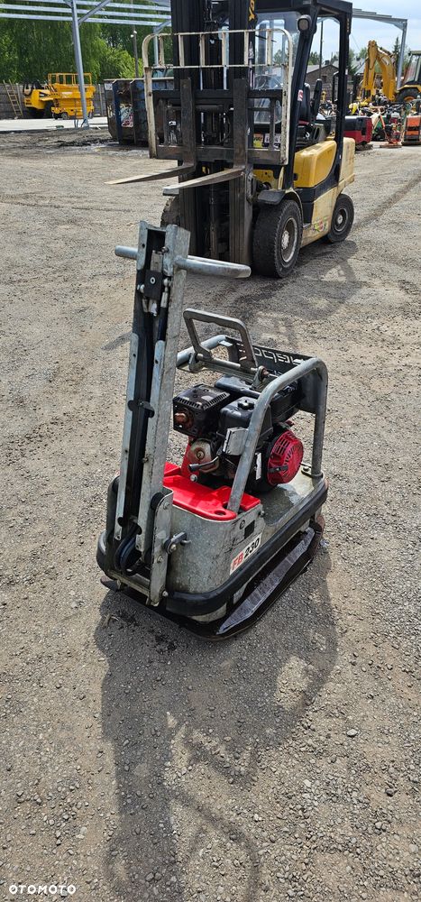 Zagęszczarka gruntu Swepac Honda wacker fb230 - 5