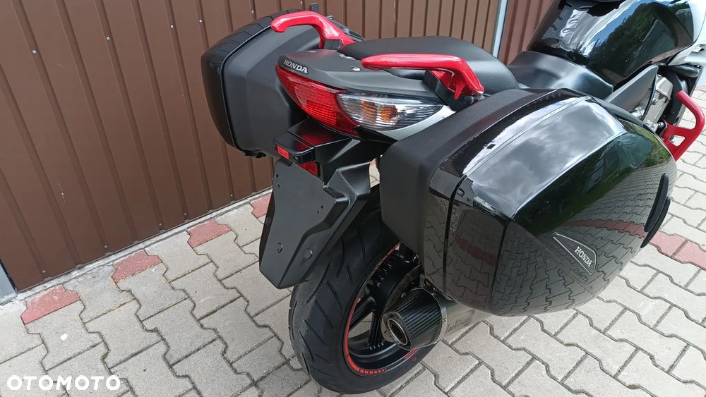 Honda CBF - 12