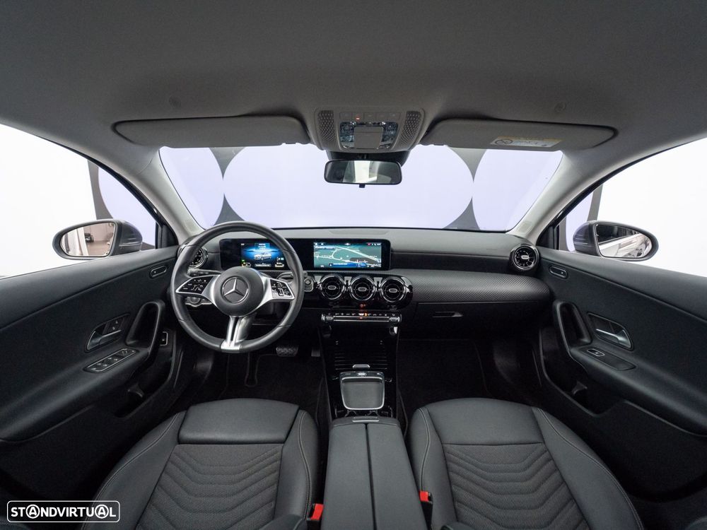 Mercedes-Benz A 250 e - 15