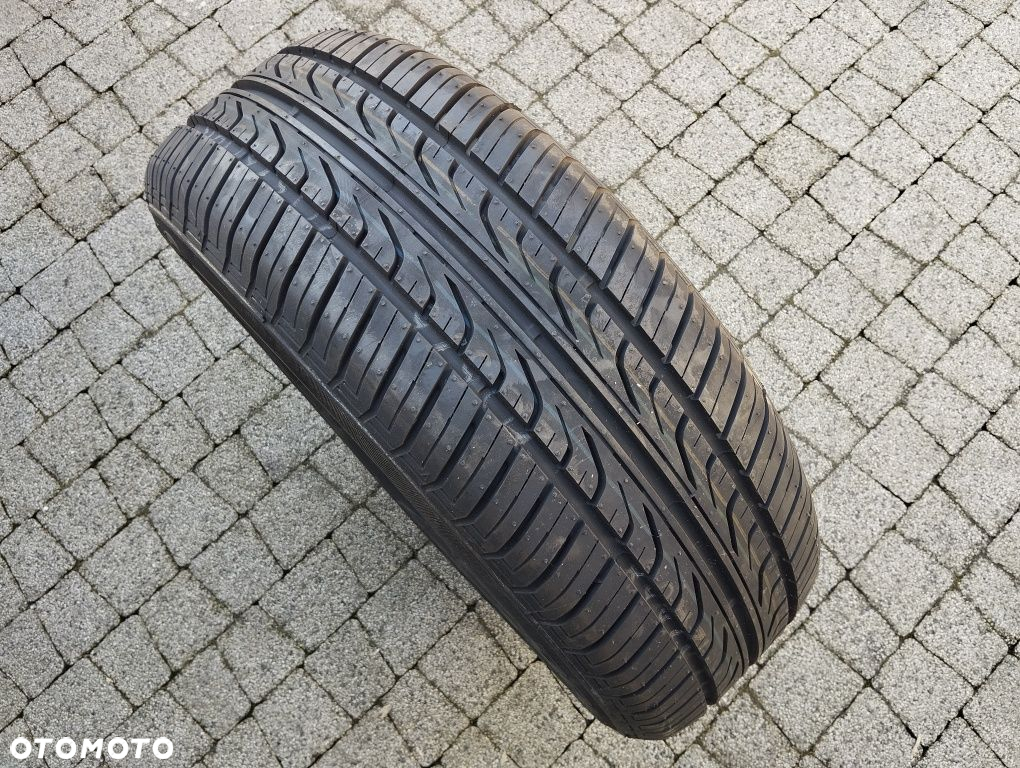 Opona Kumho Powermax 205/60R15 91H 769 zapas - 4
