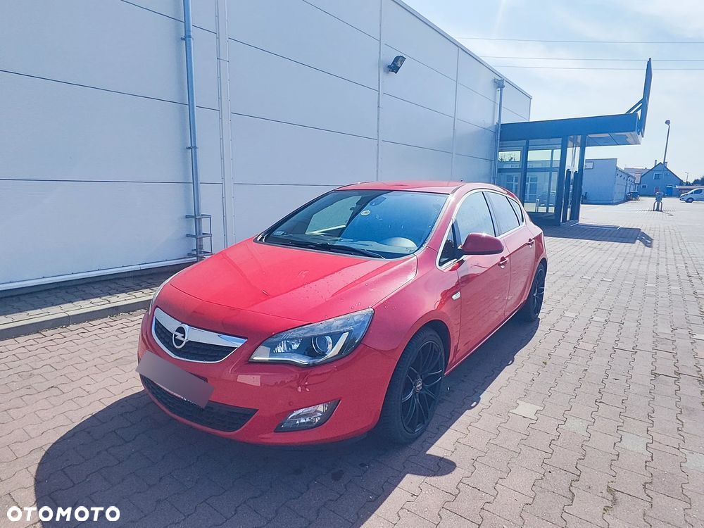 Opel Astra IV 1.6 T Cosmo - 2