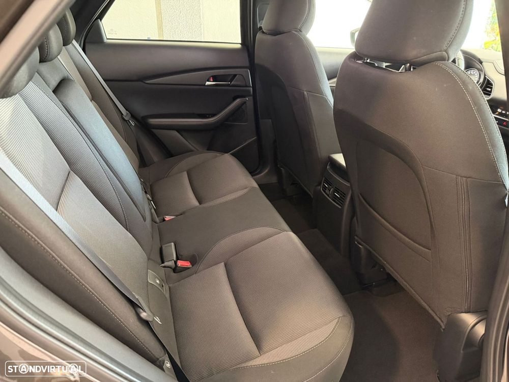 Mazda CX-30 2.0 Sky-G Evolve i-Active +Sport - 24