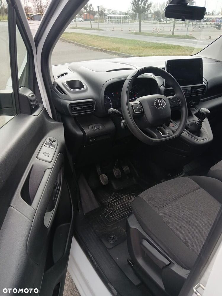 Toyota PROACE CITY - 23