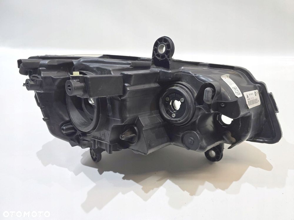 reflektor lampa przód lewy chrysler voyager town country usa 05113337ae - 2