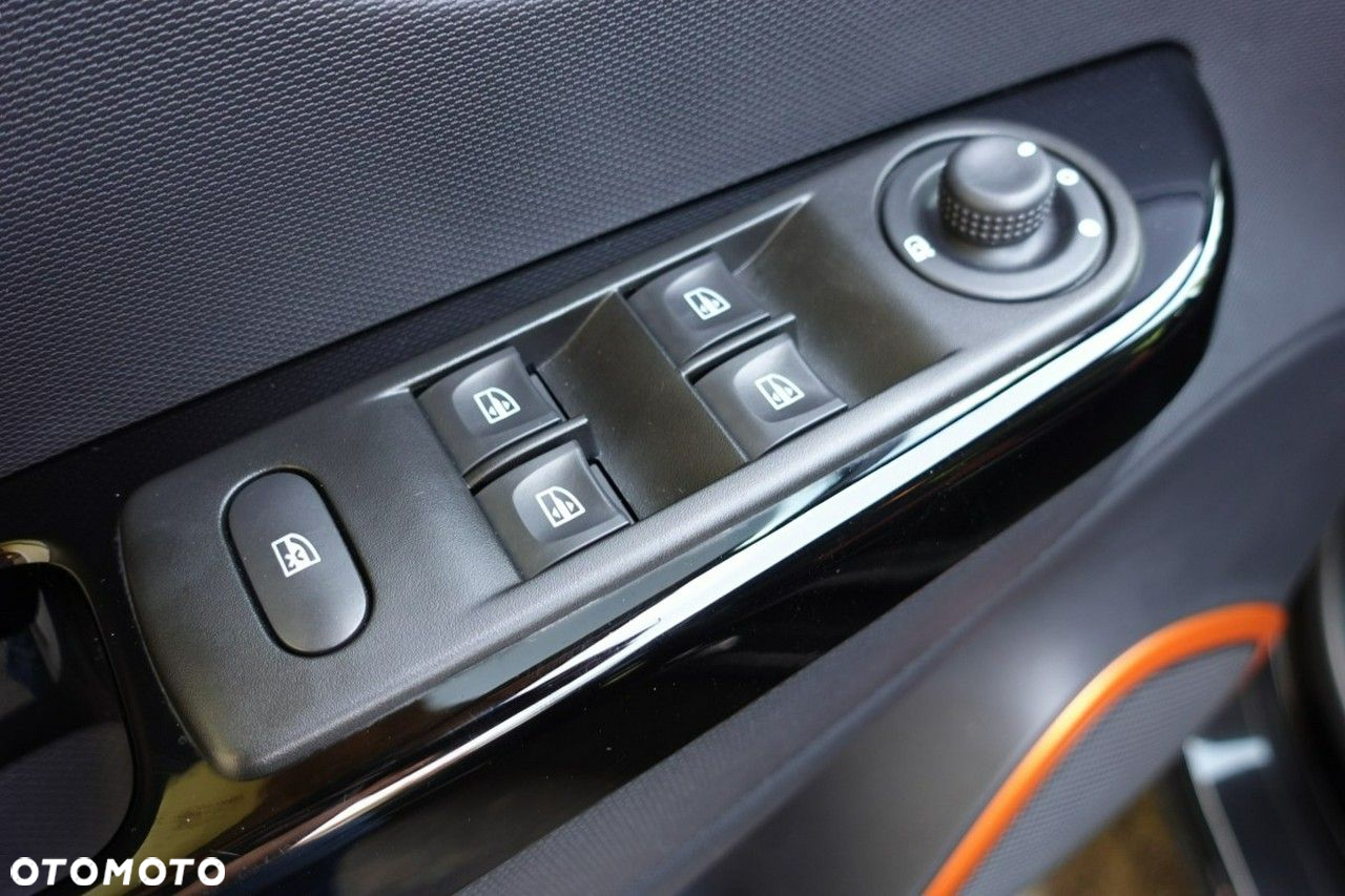 Renault Captur - 20