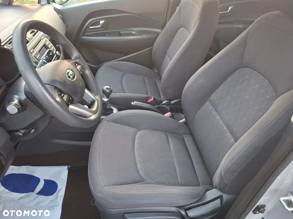 Kia Rio 1.2 Dream-Team Edition - 10