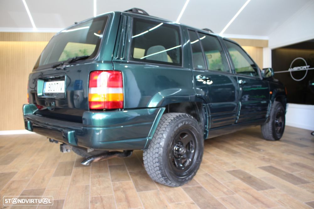 Jeep Grand Cherokee 2.5 TD Laredo - 20