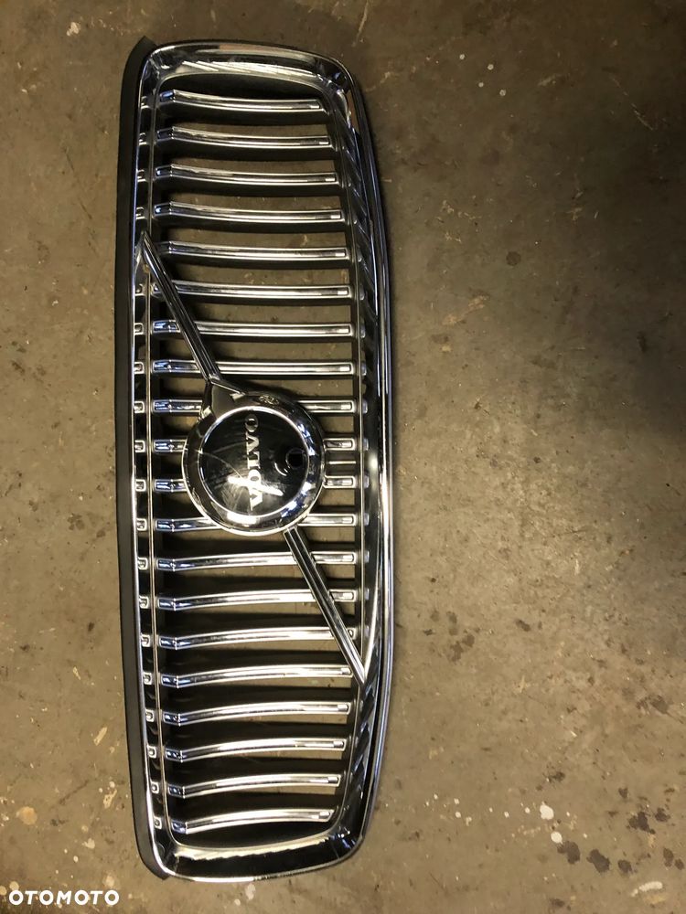 VOLVO XC90 II lift grill atrapa - 2