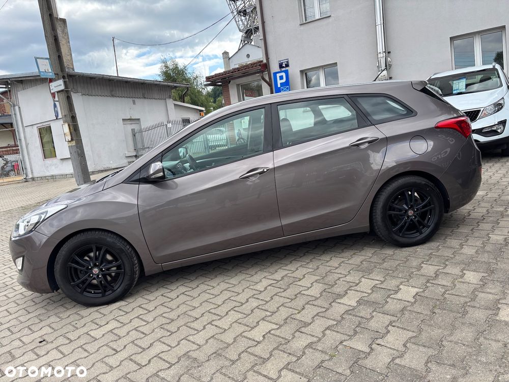 Hyundai i30 1.4 CRDi Style - 10