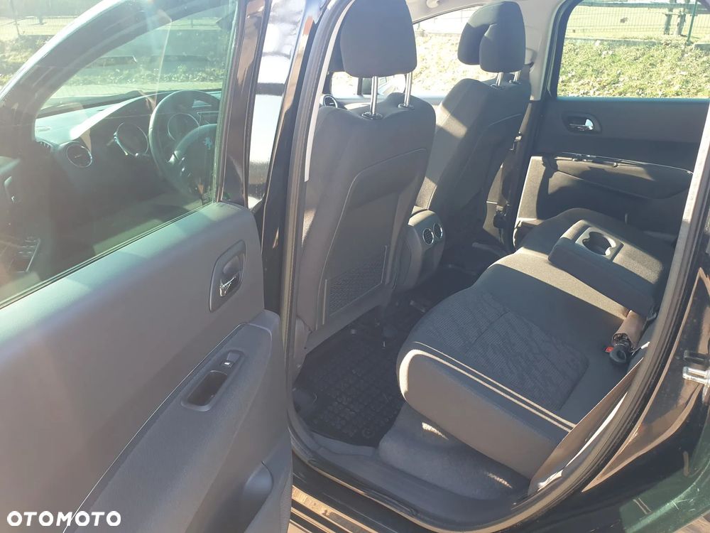 Peugeot 3008 1.6 HDi Active - 35