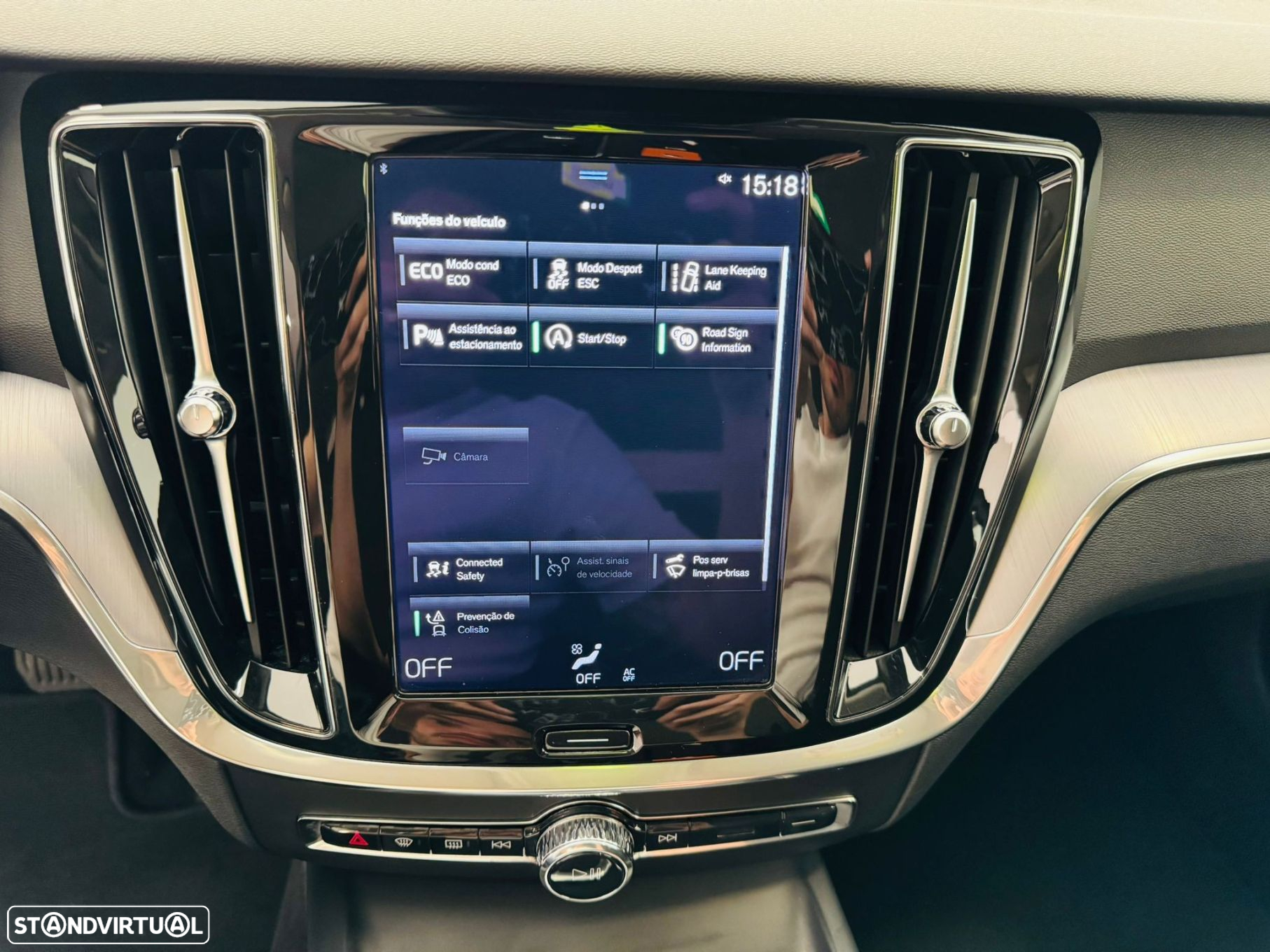 Volvo V60 2.0 B4 Momentum Core Geartronic - 14