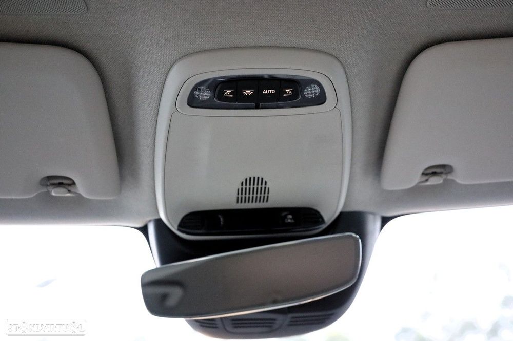 Volvo XC 40 1.5 T5 PHEV Plus Dark - 35