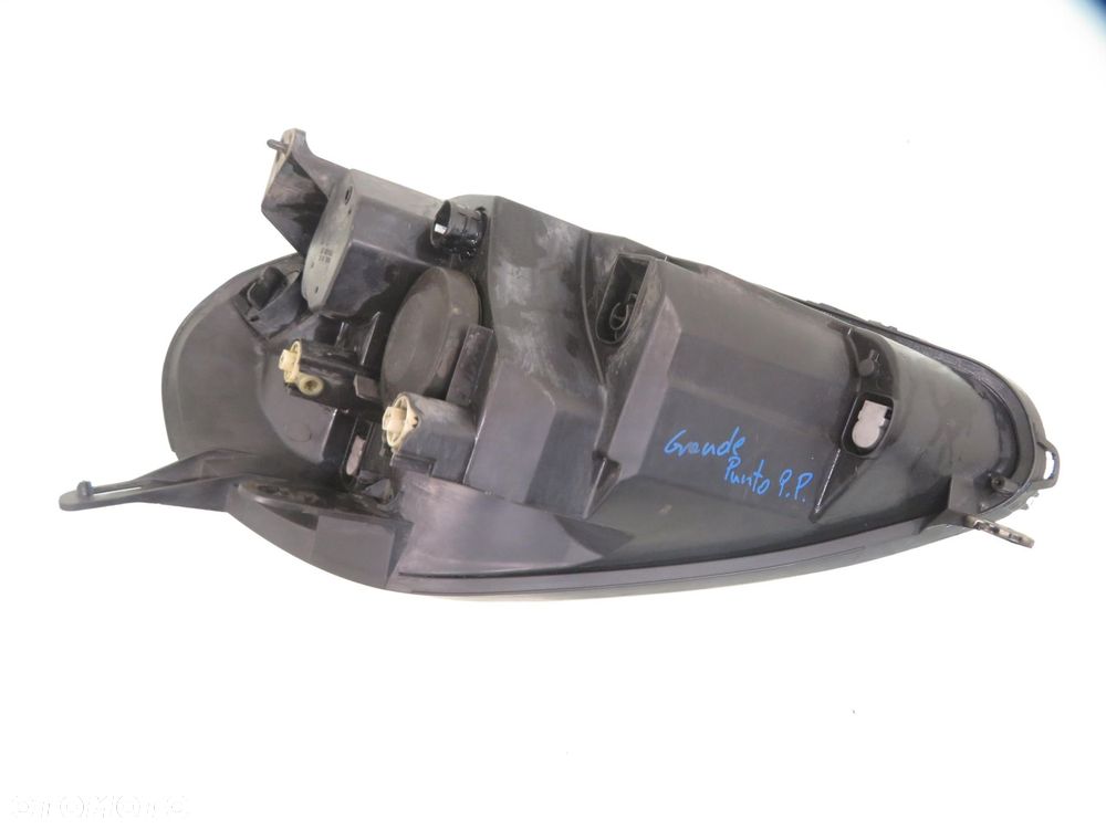 LAMPA PRAWA PRZEDNIA FIAT GRANDE PUNTO 89101388DX - 5