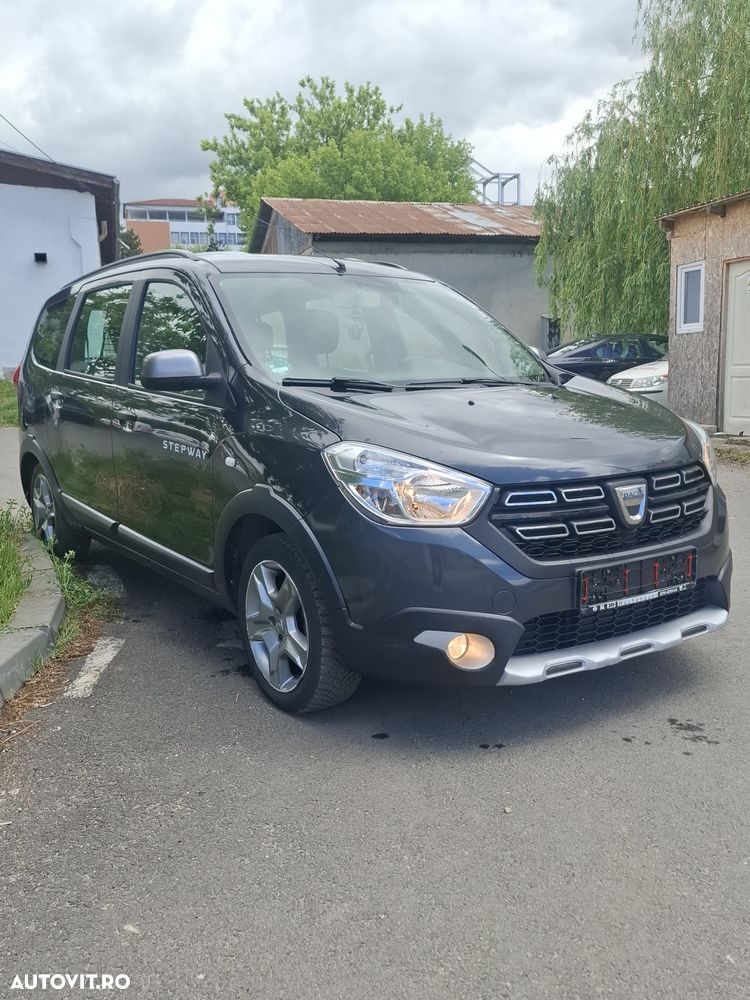 Dacia Lodgy 1.2 TCe Stepway - 2