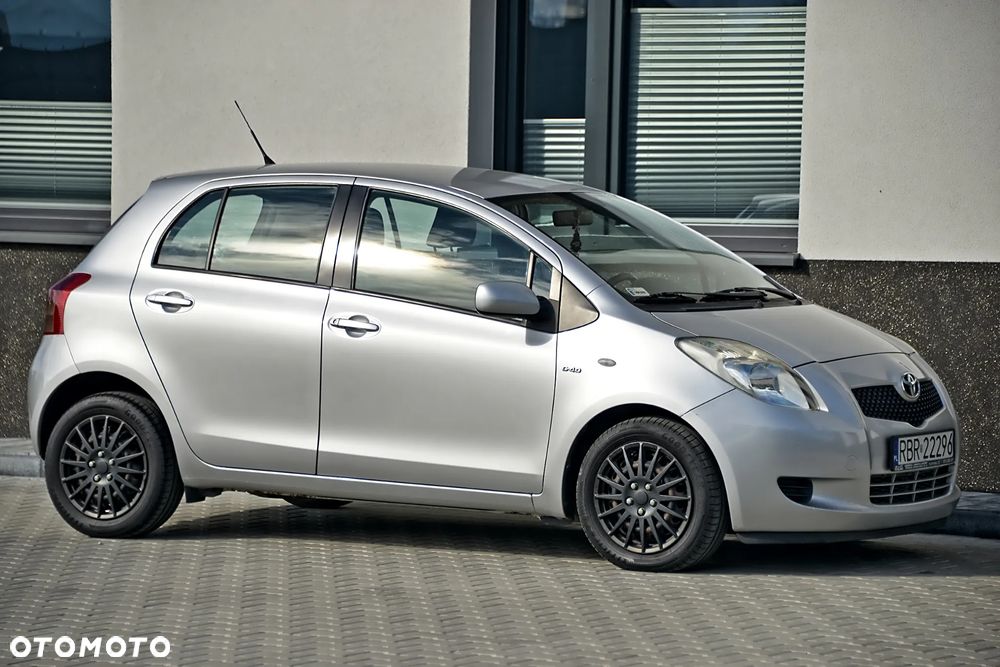 Toyota Yaris 1.4 D-4D - 20