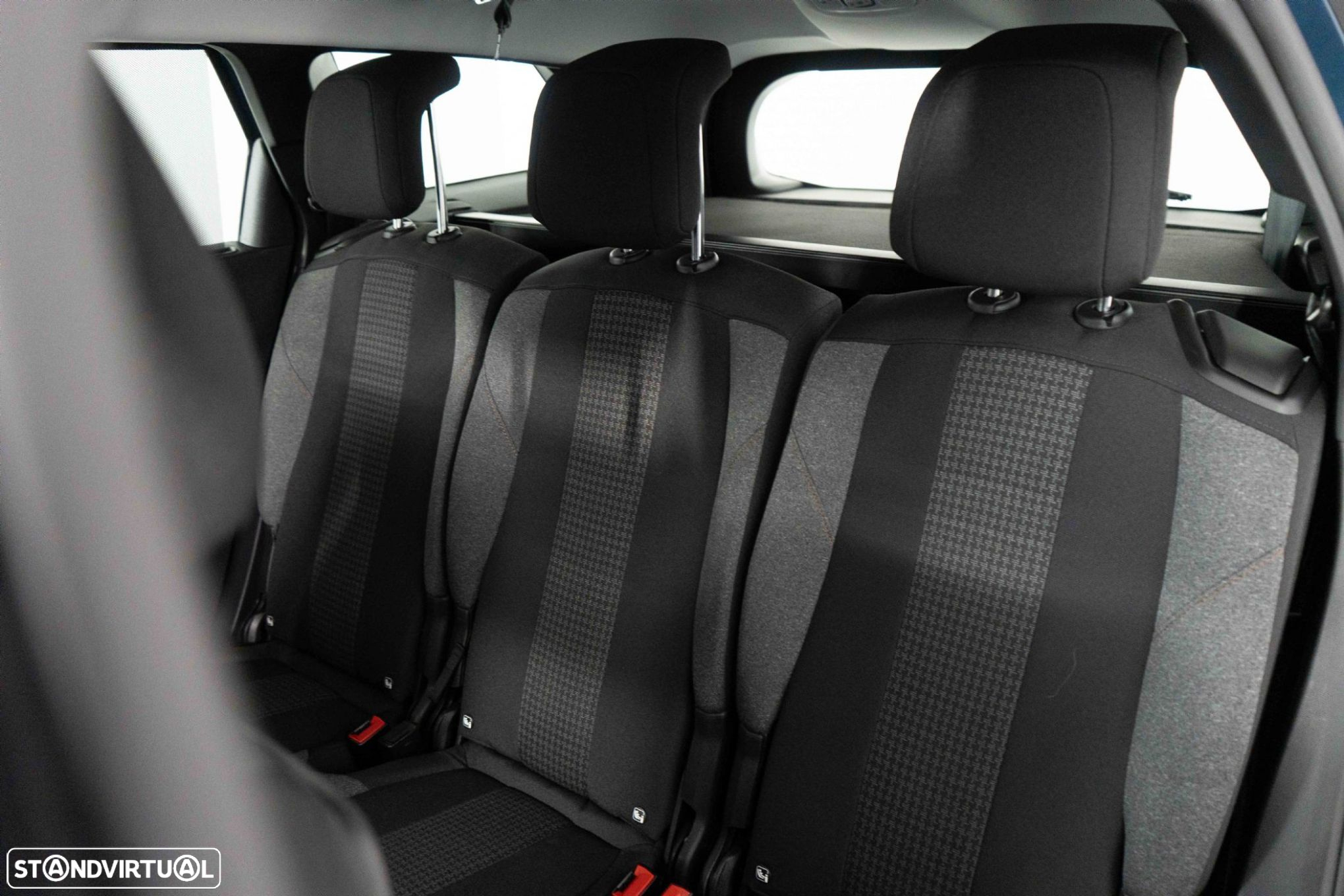 Peugeot 5008 1.2 PureTech Allure Pack EAT8 - 10