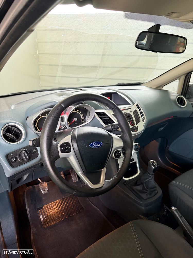 Ford Fiesta 1.25 Trend - 9
