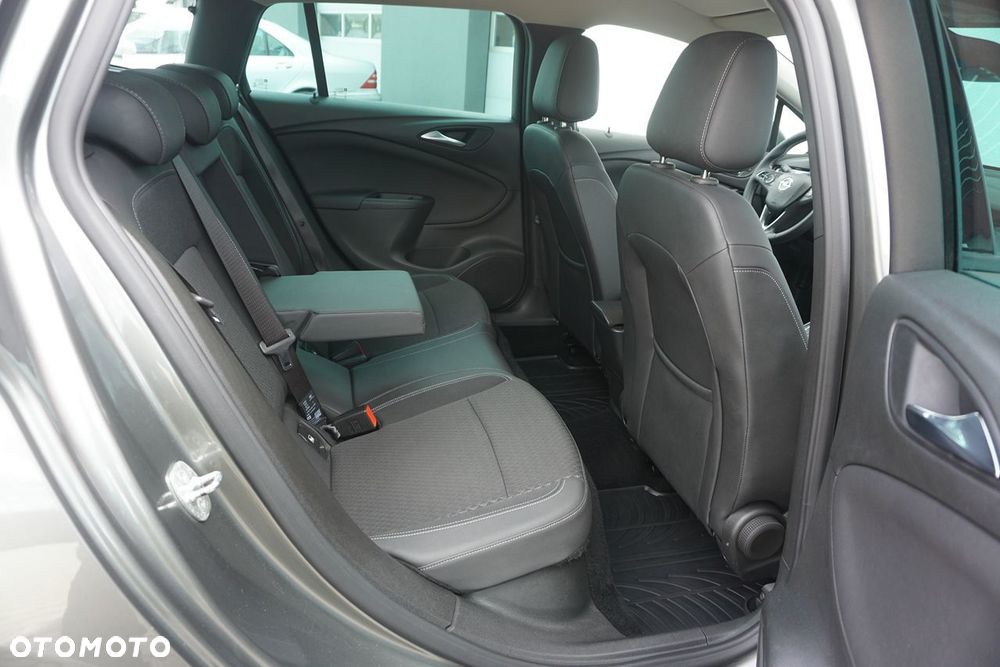 Opel Astra 1.4 Turbo Start/Stop Automatik Innovation - 19