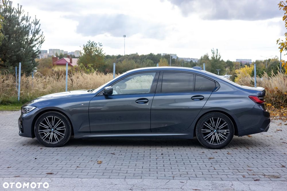 BMW Seria 3 320i xDrive M Sport - 8