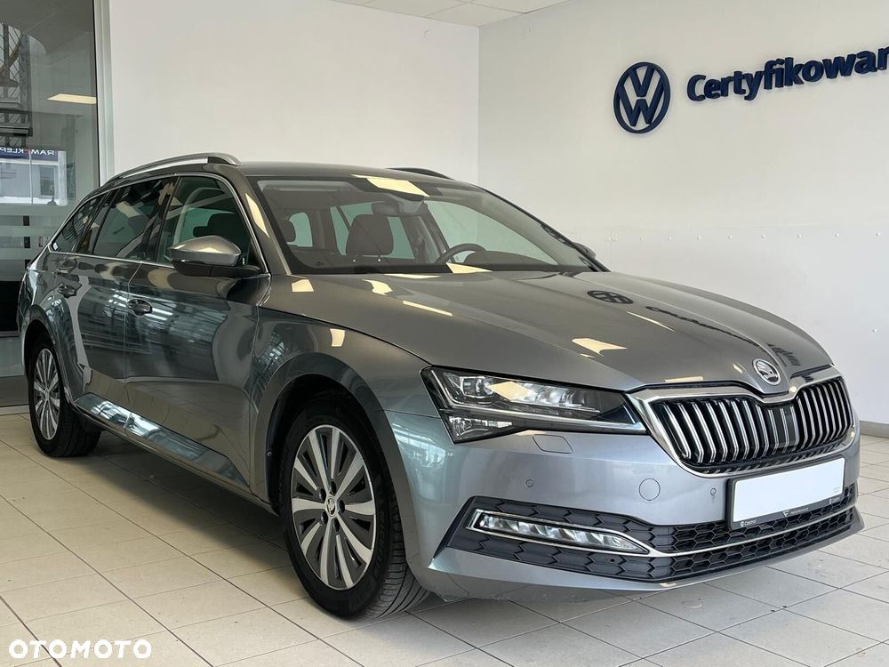 Skoda Superb 2.0 TDI SCR Style DSG - 4