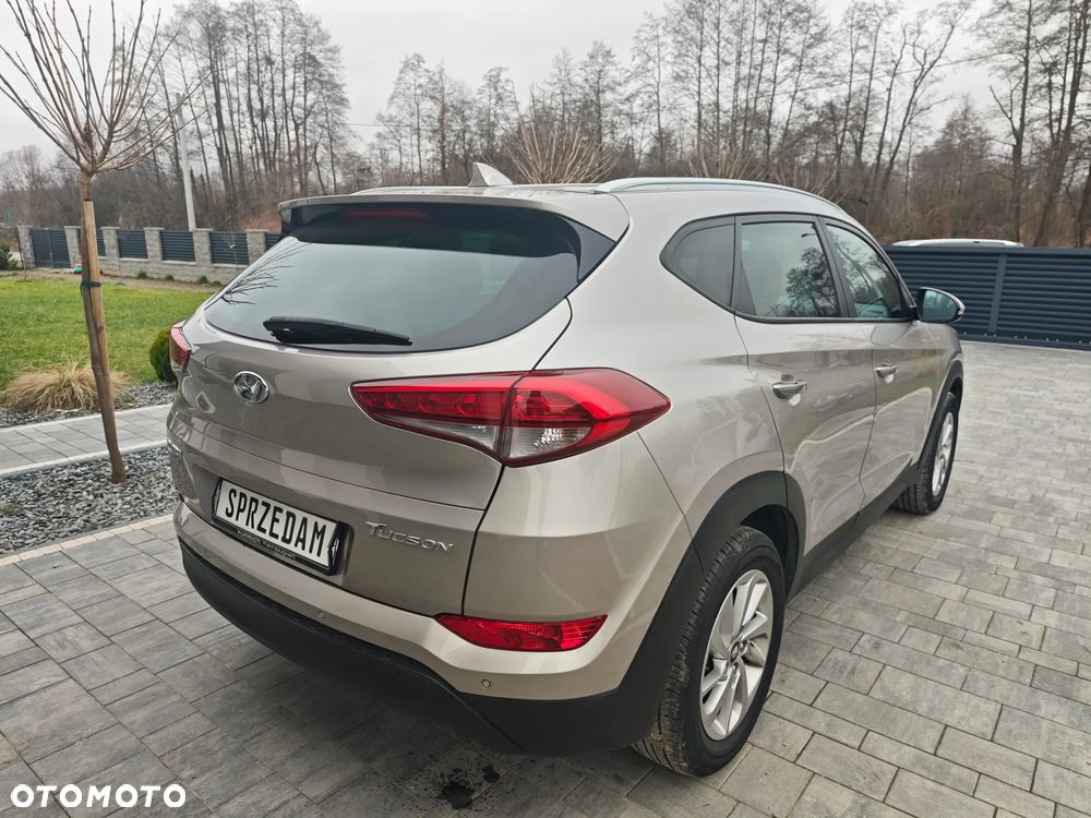 Hyundai Tucson blue 1.6 GDi 2WD Navi - 9