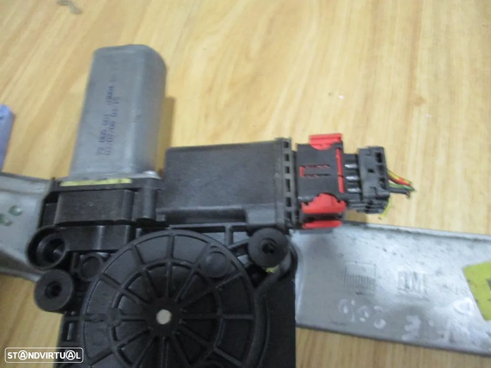 Elevador vidro Opel Corsa D frente Esquerdo - 3