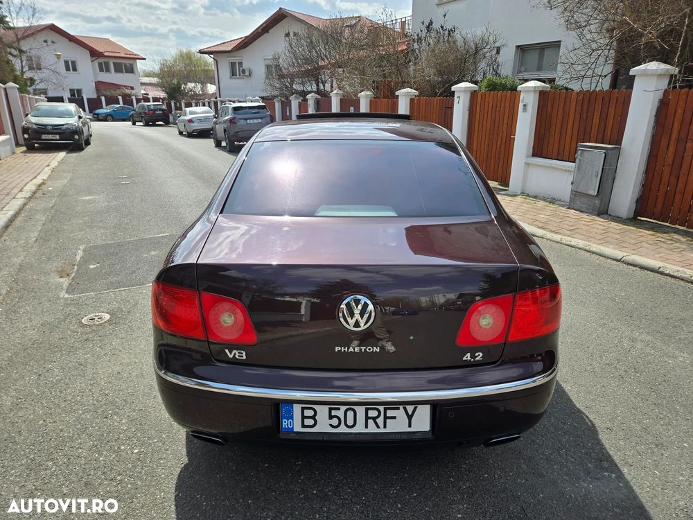 Volkswagen Phaeton - 5