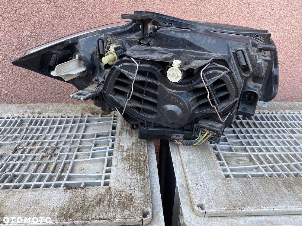 lampa bmw 1 e87 przed liftem prawa eu cała - 3