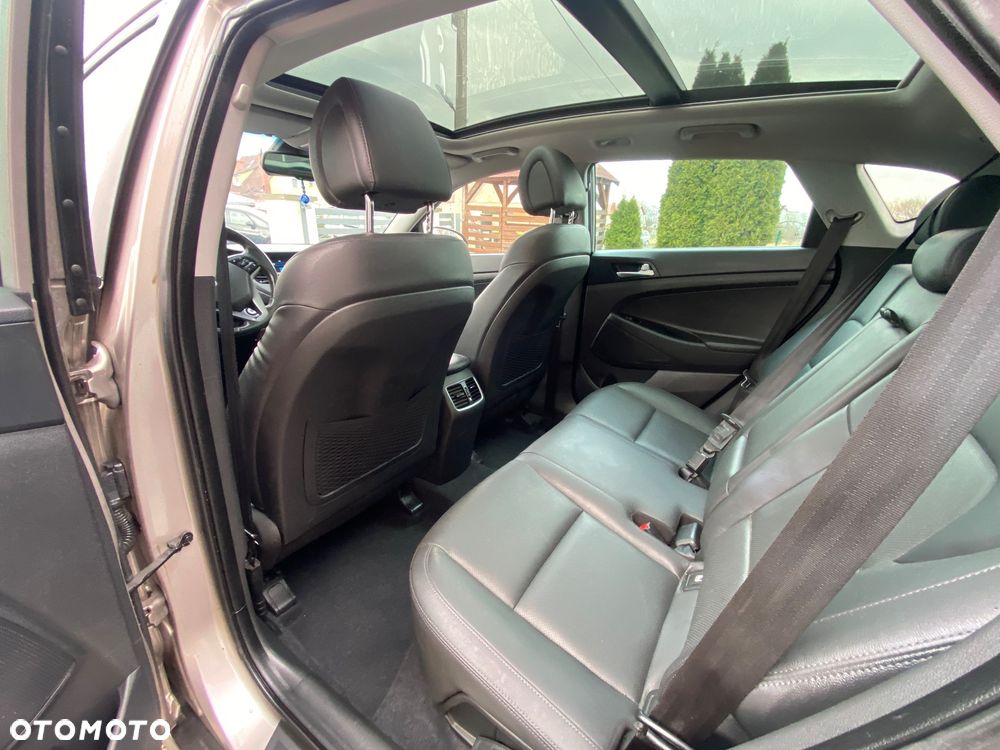 Hyundai Tucson 2.0 CRDI 4WD Premium - 8