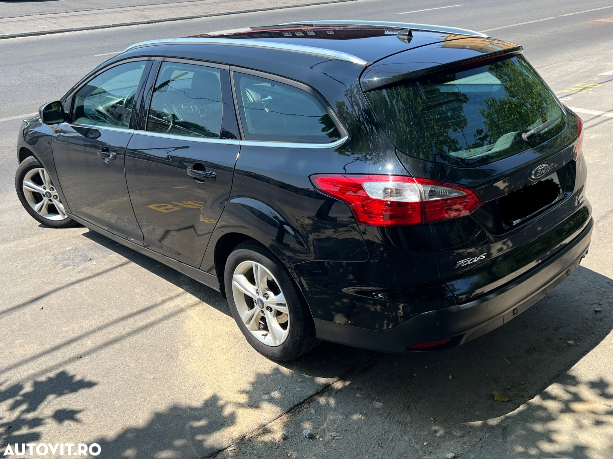Ford Focus 1.6 Ecoboost Start Stop Titanium - 4