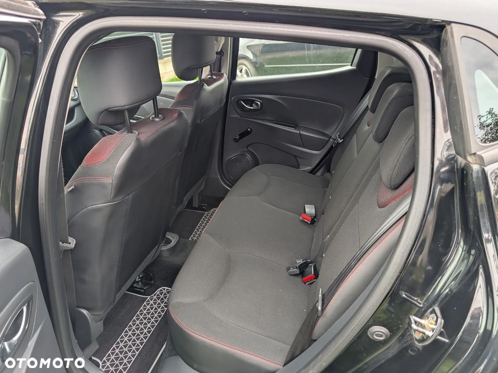 Renault Clio - 9