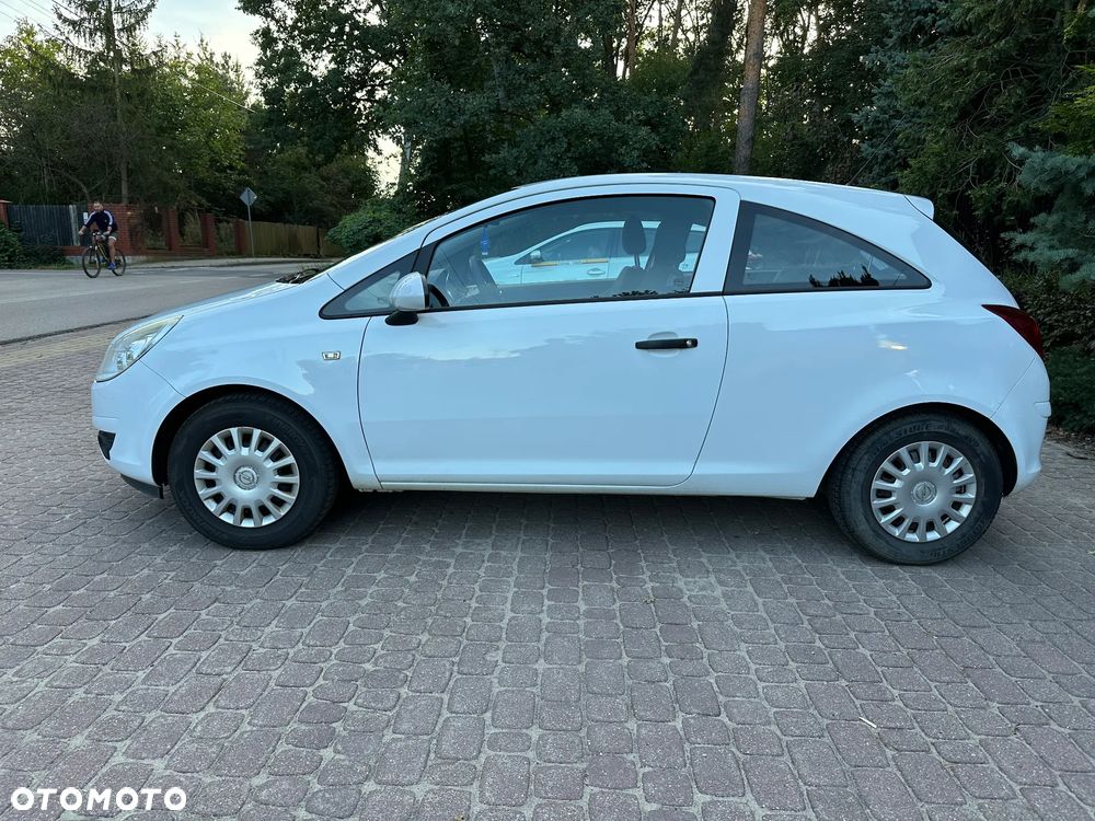 Opel Corsa 2009 photo 2