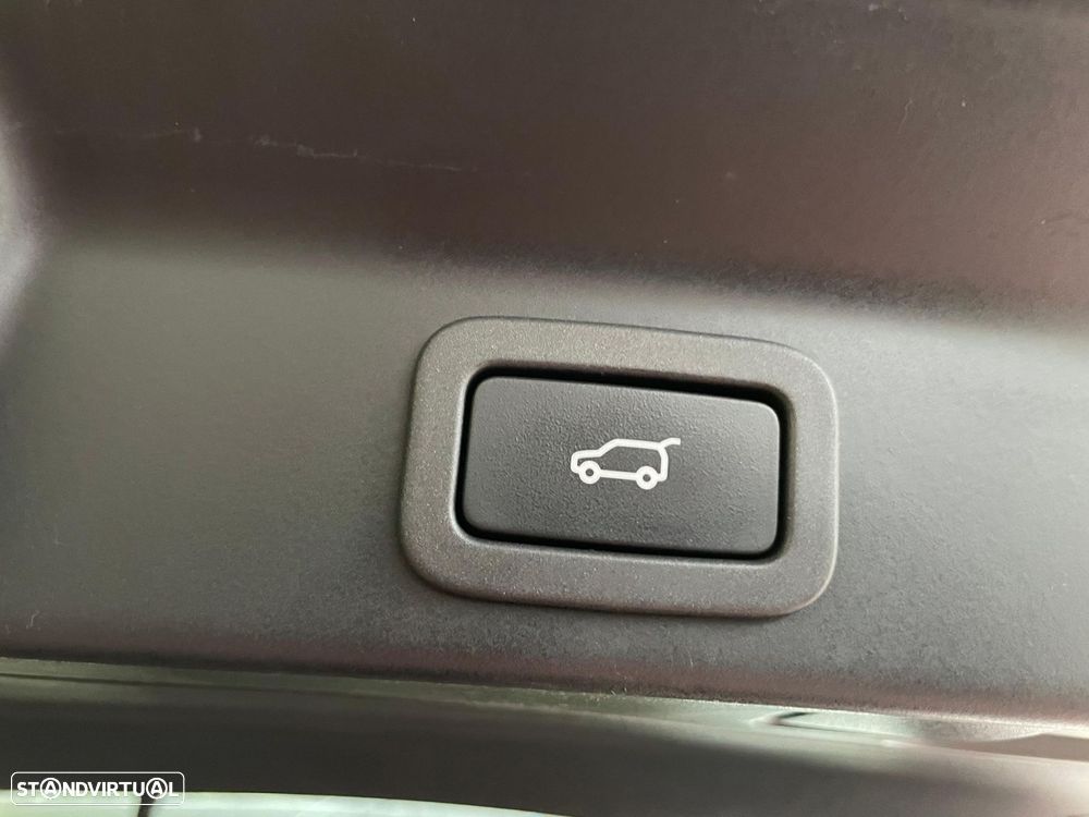 Jaguar F-Pace 2.0 i4D R-Sport Aut. - 31