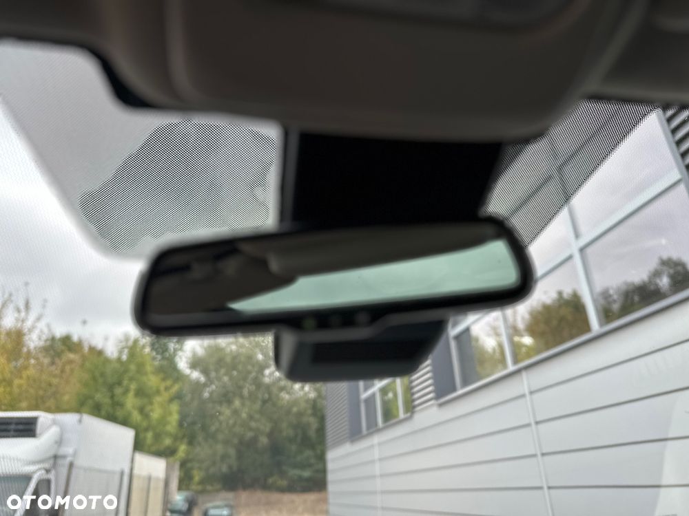 Nissan Qashqai 1.5 dCi TEKNA - 22