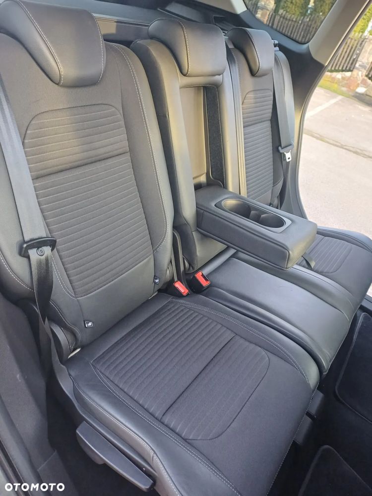 Ford Kuga 1.5 EcoBoost 2x4 Titanium - 23