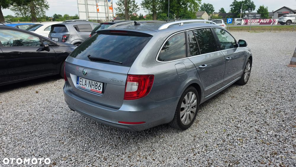 Skoda Superb 2.0 TDI DSG Elegance - 7