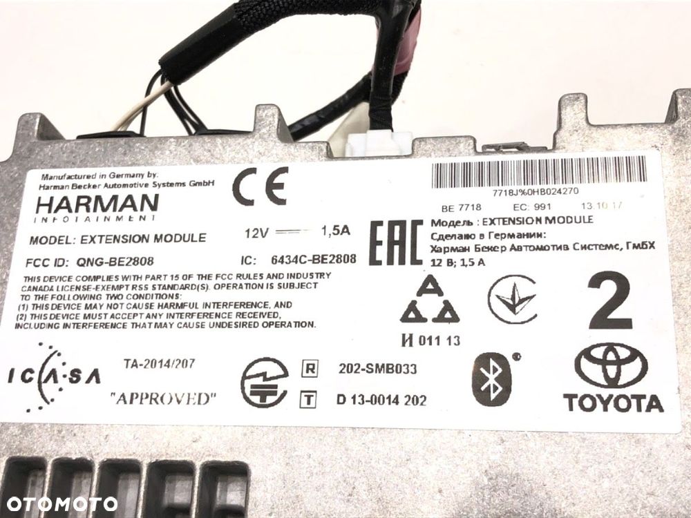 RADIO  TOYOTA AURIS Kombi (_E18_) 2013 - 2018 1.8 Hybrid (ZWE186_) 73 kW [99 KM] Hybryda silnik - 5