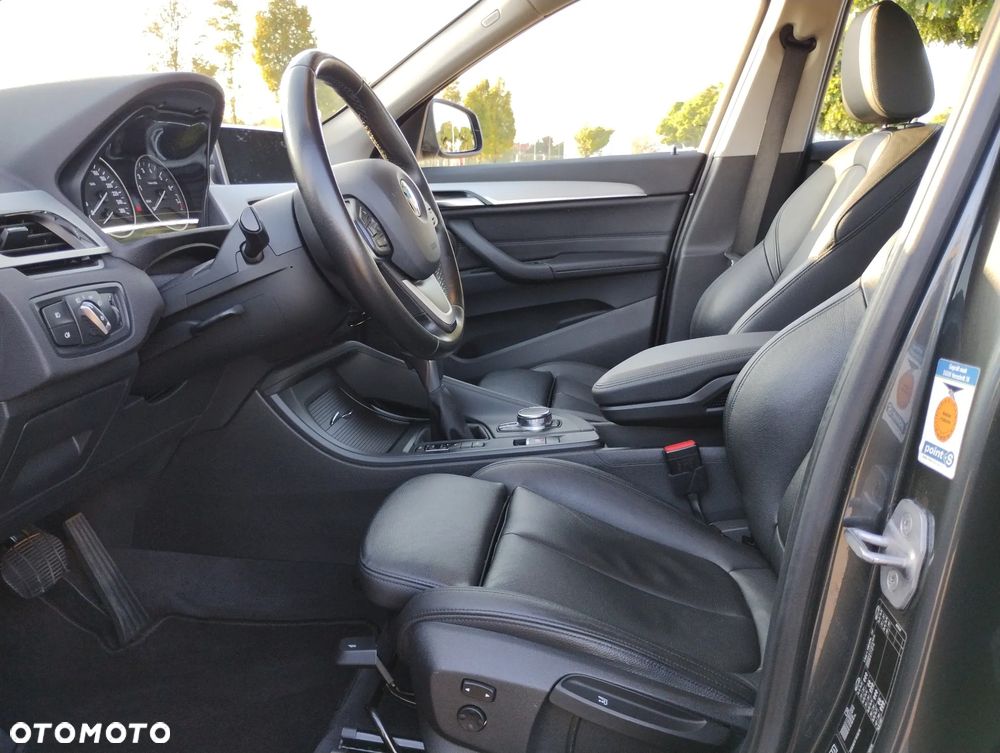 BMW X1 xDrive25i Advantage - 22