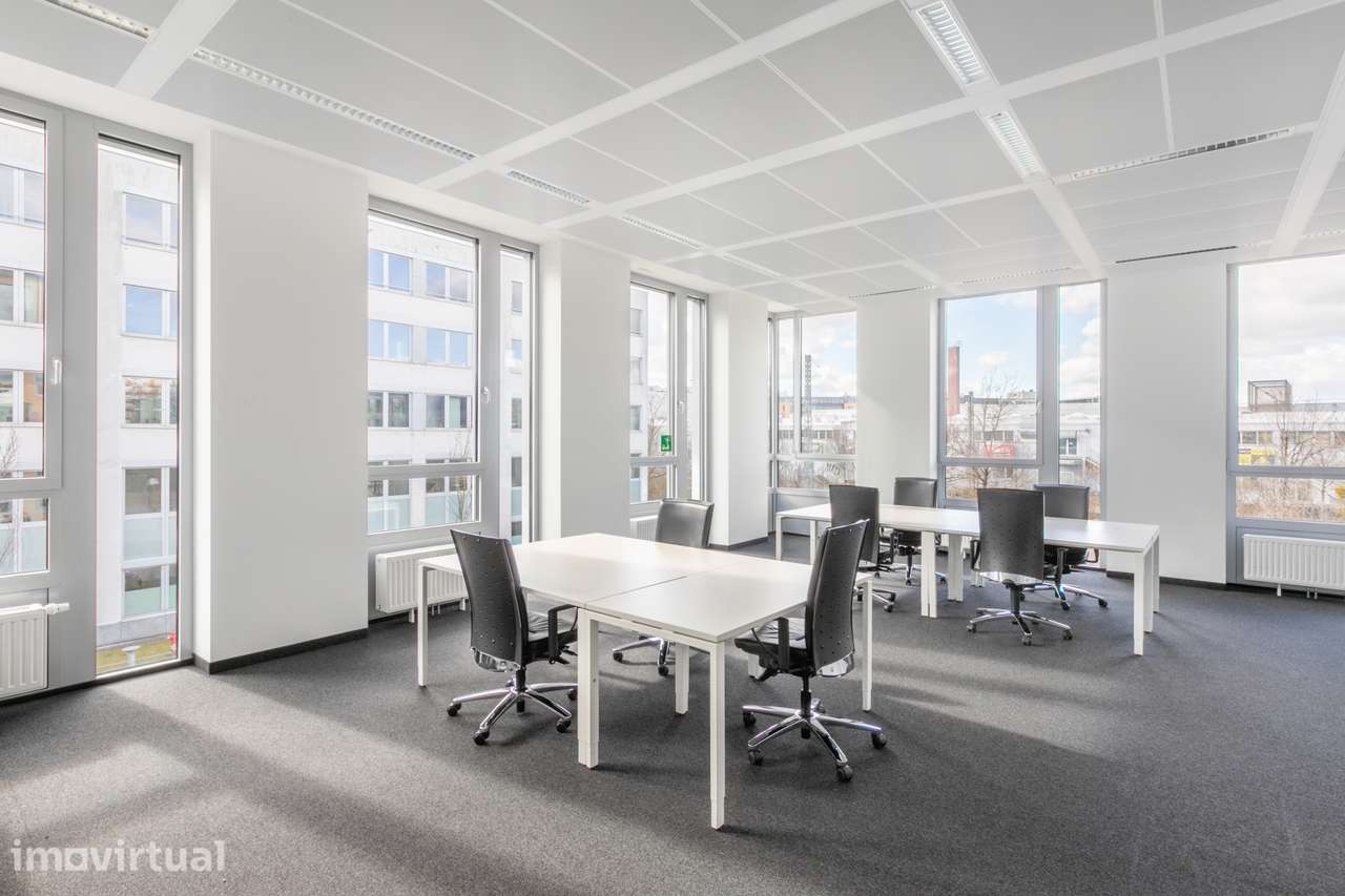 Escritório grande tudo incluído na Open Office Lisbon, Campolide - Grande imagem: 2/10