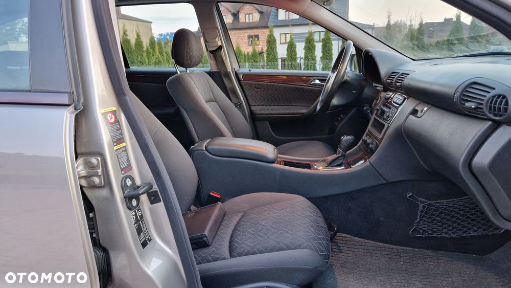 Mercedes-Benz Klasa C 200 Kompressor Automatik Elegance - 16