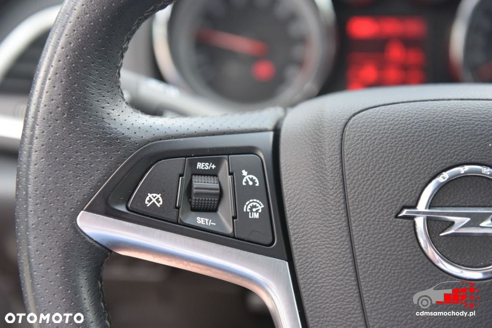 Opel Astra - 32