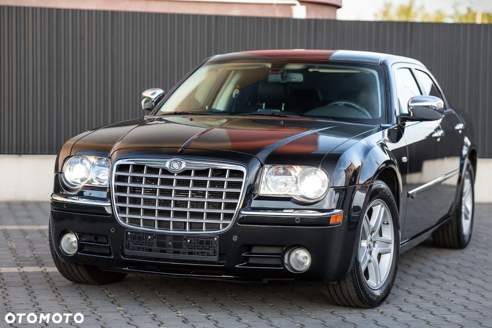 Chrysler 300C - 11