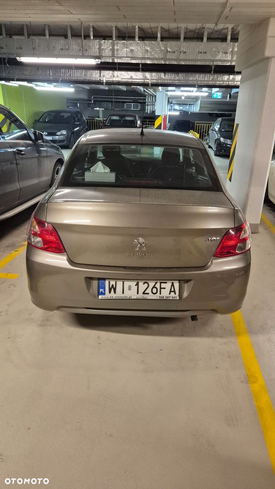 Peugeot 301 - 2