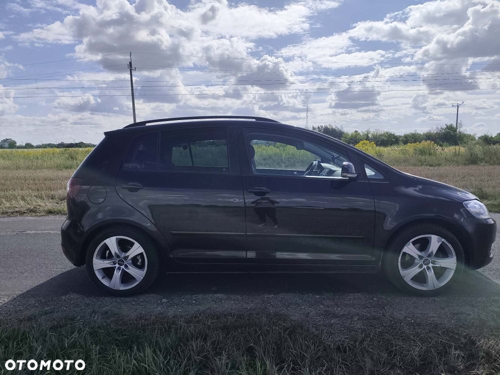 Volkswagen Golf Plus - 1