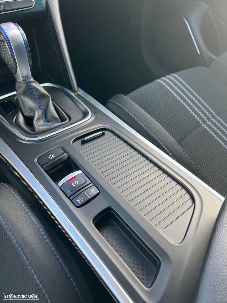 Renault Mégane 1.5 dCi GT Line EDC - 4