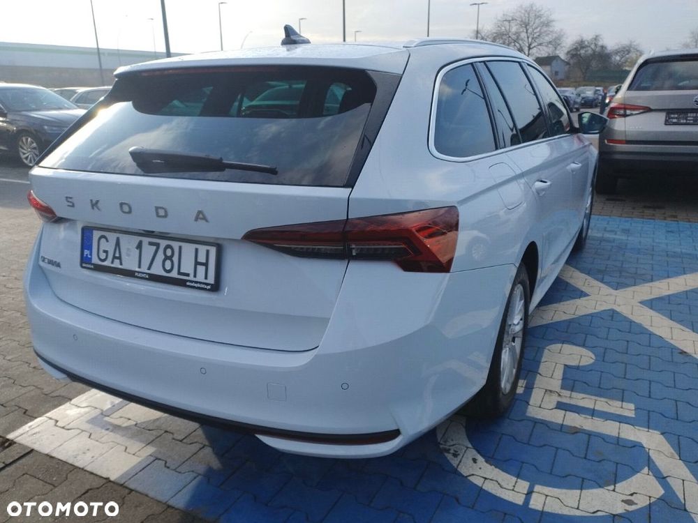 Skoda Octavia 1.5 TSI Business - 3