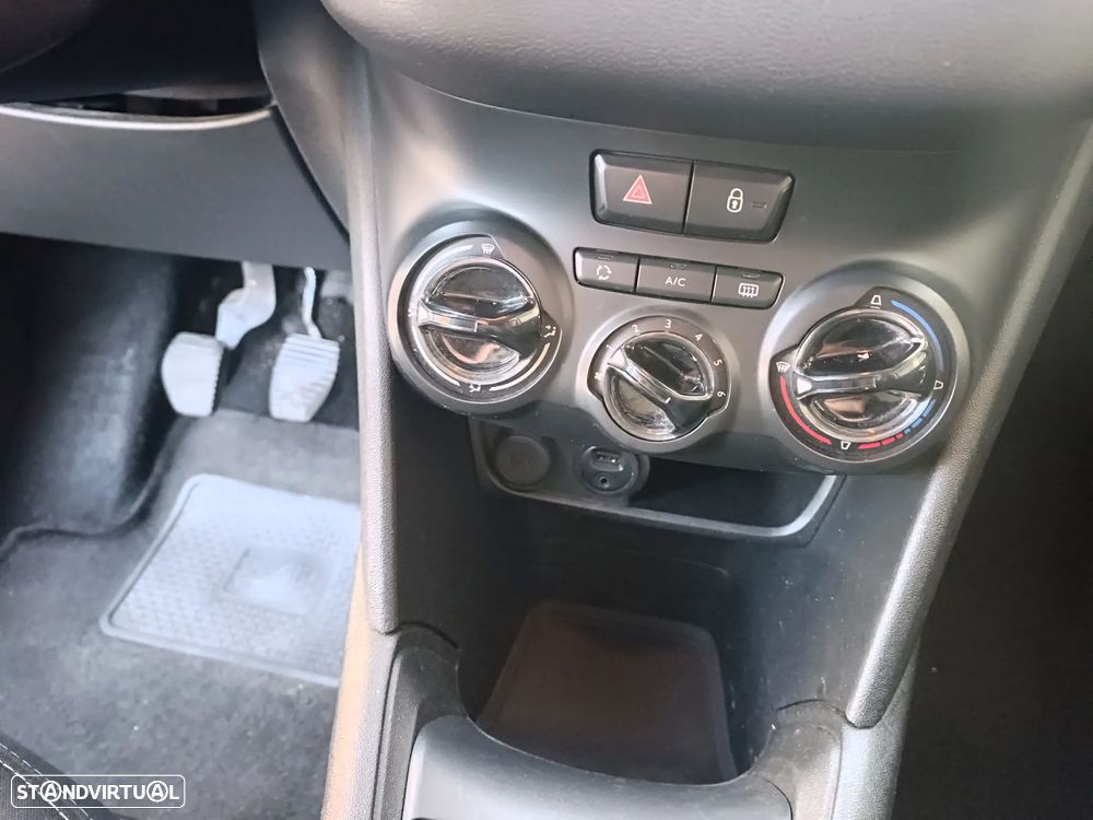 Peugeot 208 1.4 HDi Allure - 18