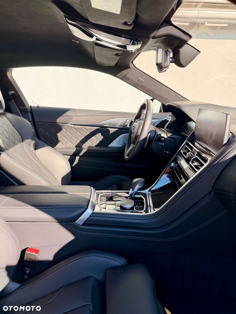 BMW M8 - 19