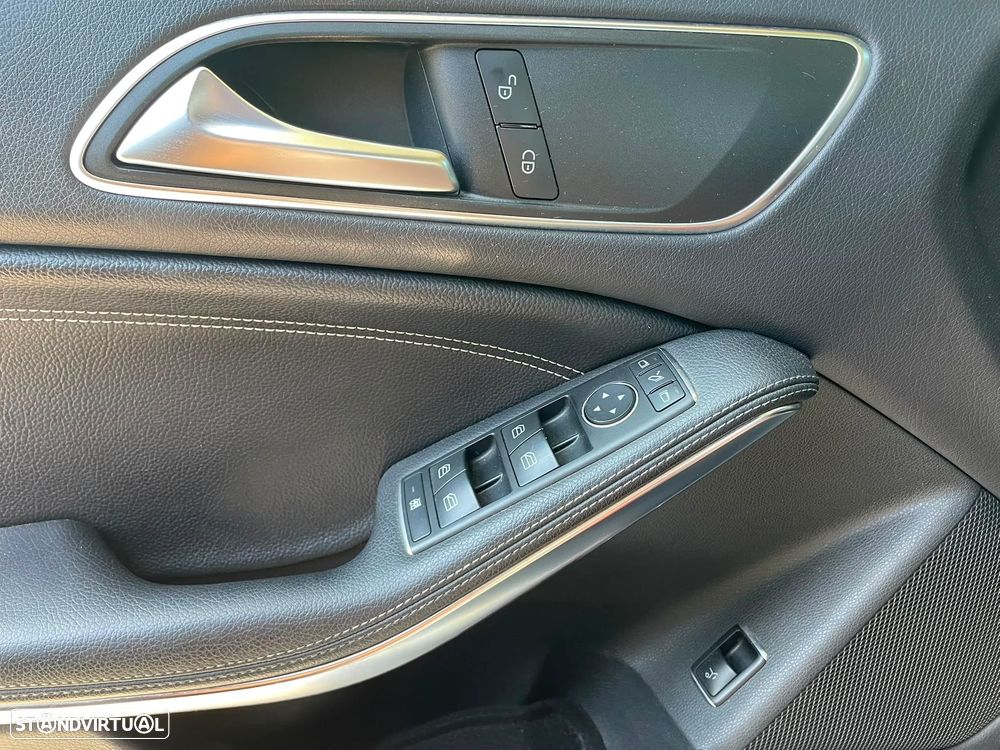 Mercedes-Benz CLA 180 d BlueEFFICIENCY Edition - 10